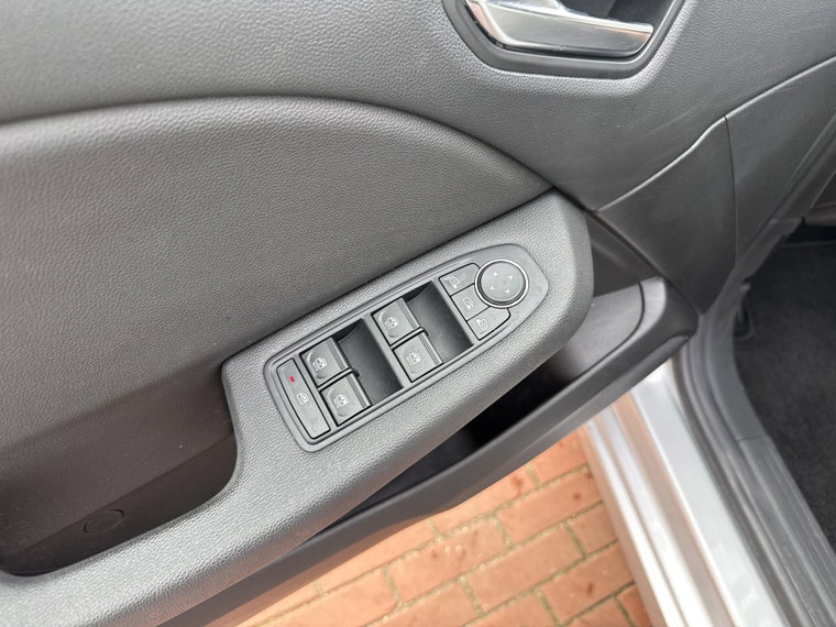 Vehicle Image 53