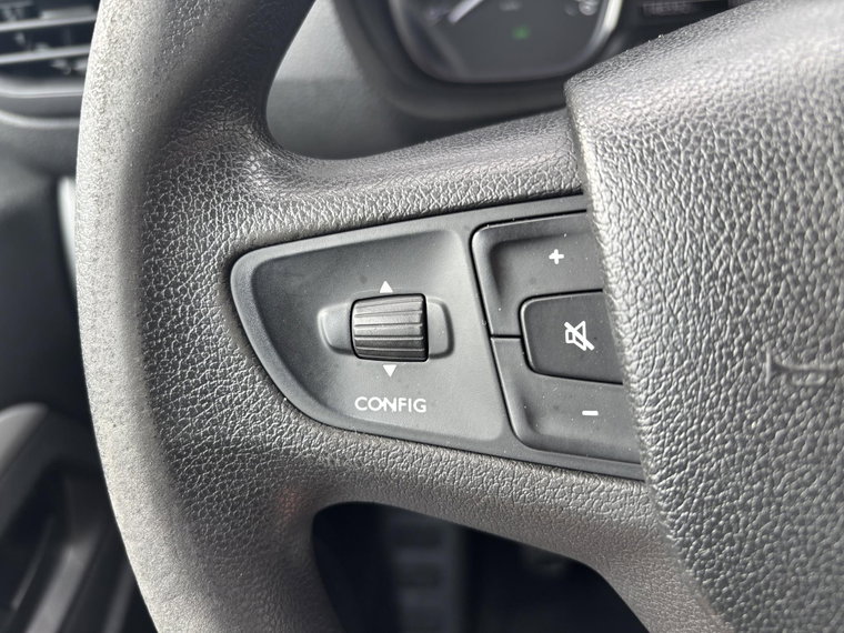Vehicle Image 26