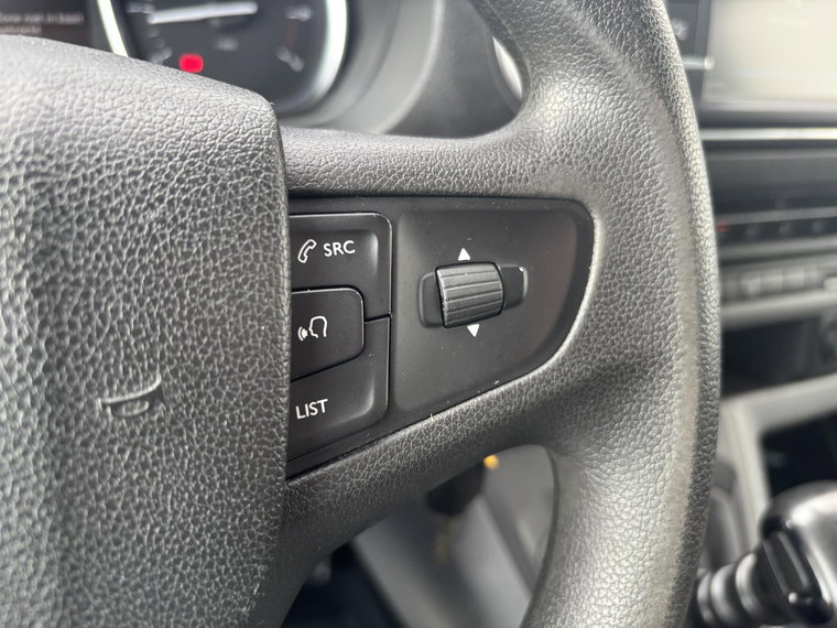 Vehicle Image 28