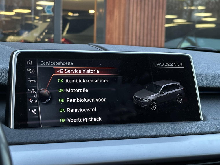 Vehicle Image 39