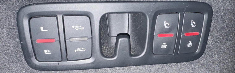 Vehicle Image 24
