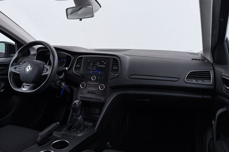 Vehicle Image 16