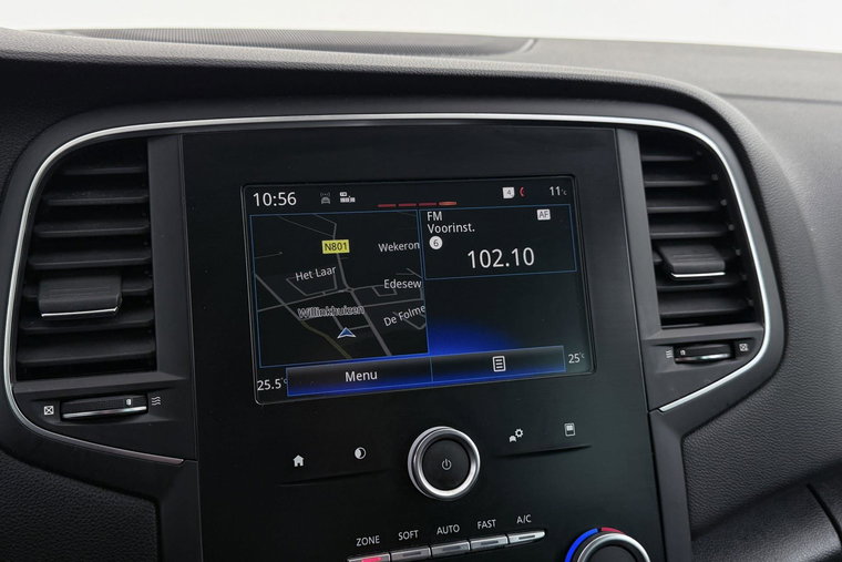 Vehicle Image 19