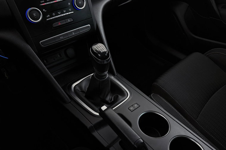 Vehicle Image 25