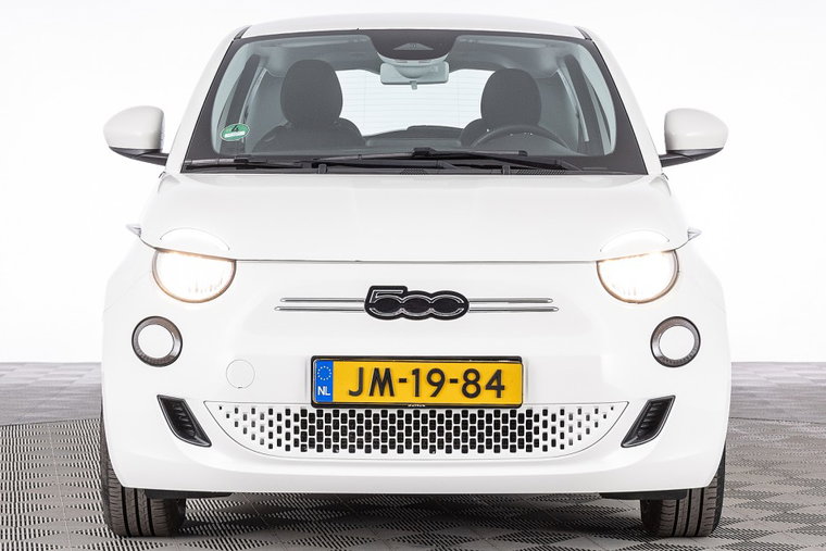 Vehicle Image 24
