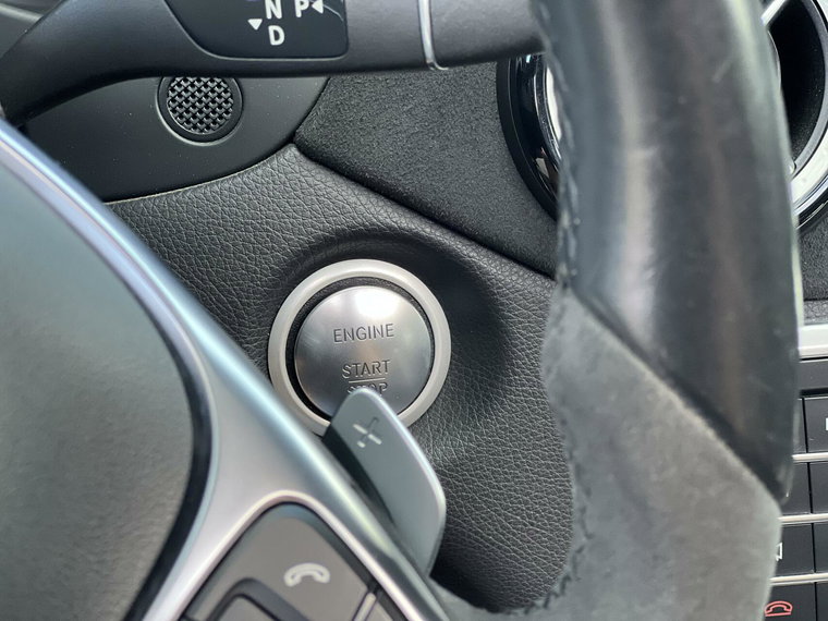 Vehicle Image 26