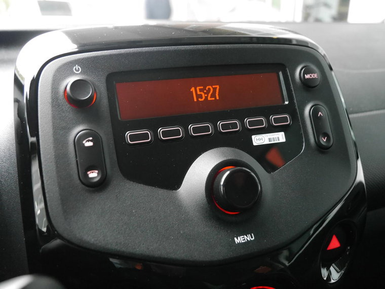 Vehicle Image 18