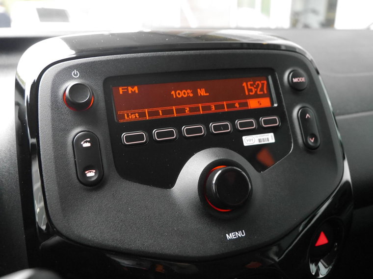 Vehicle Image 19