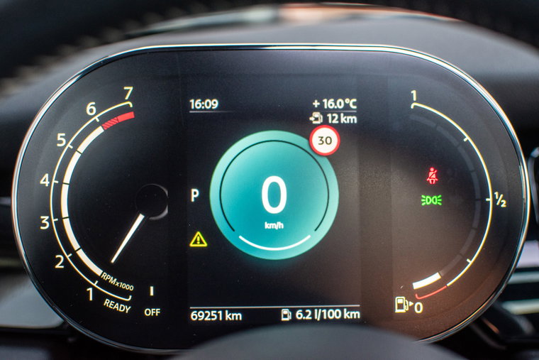 Vehicle Image 10