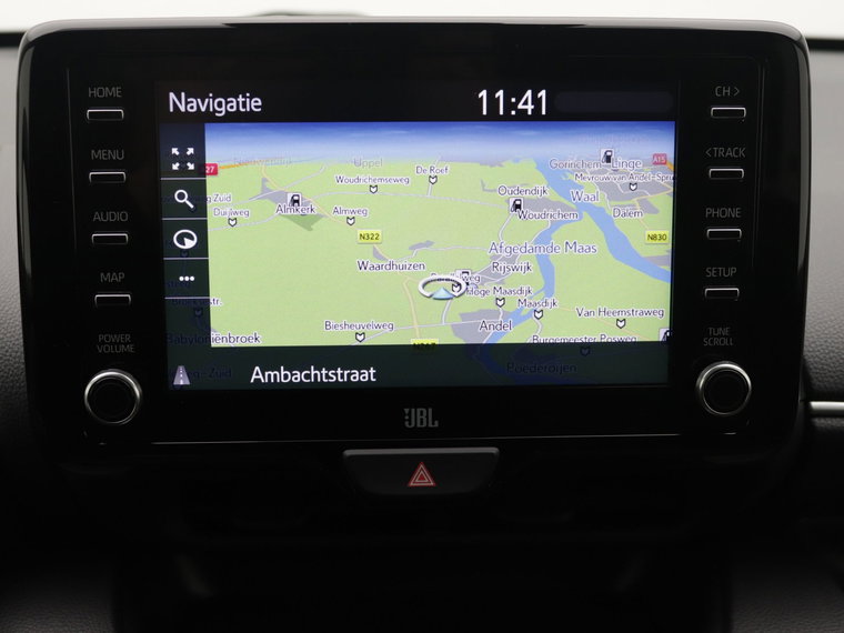 Vehicle Image 19
