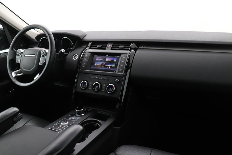 Vehicle Image 19