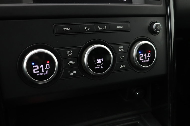 Vehicle Image 28