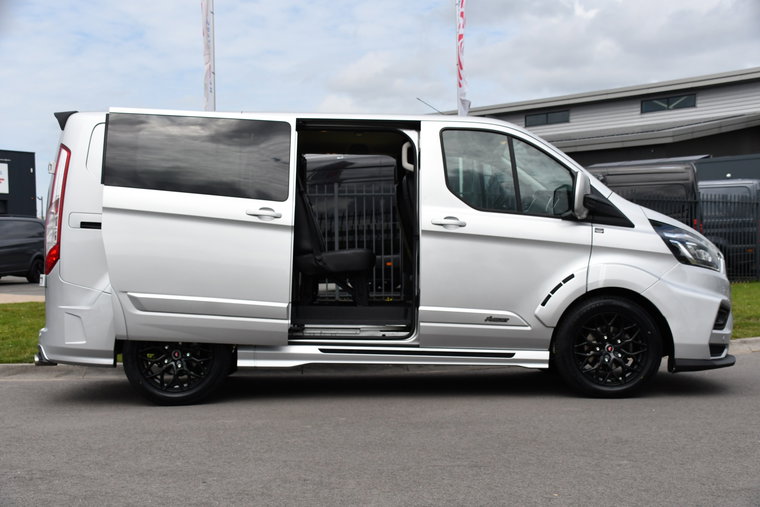 Vehicle Image 11