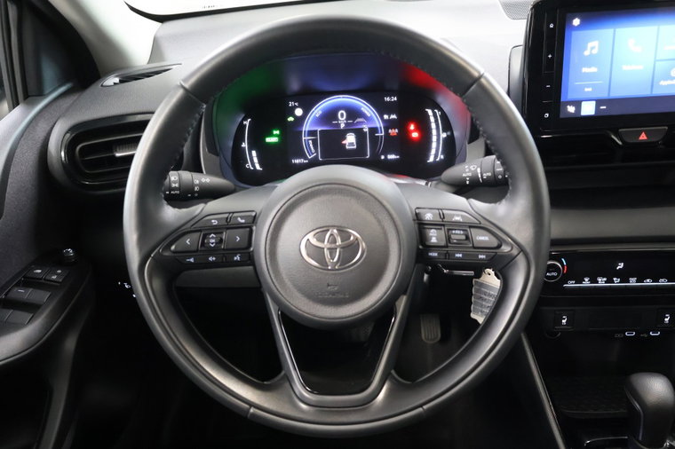 Vehicle Image 15