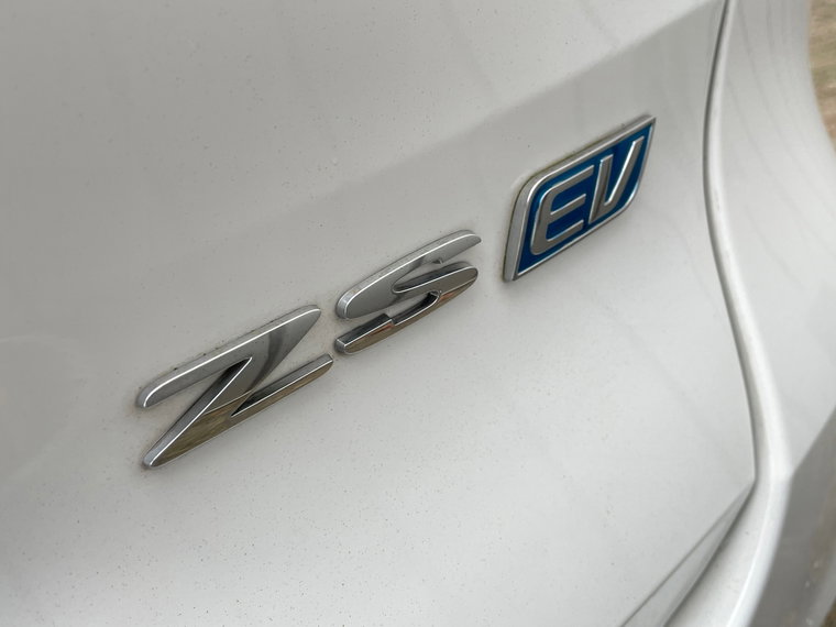 Vehicle Image 23