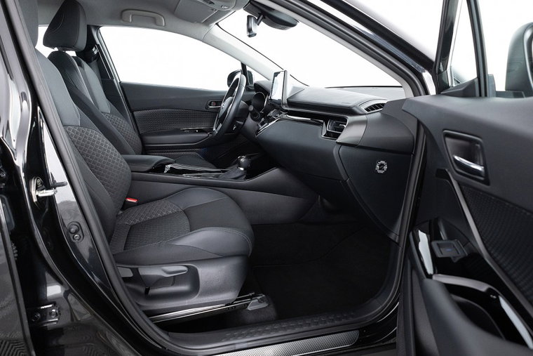 Vehicle Image 7