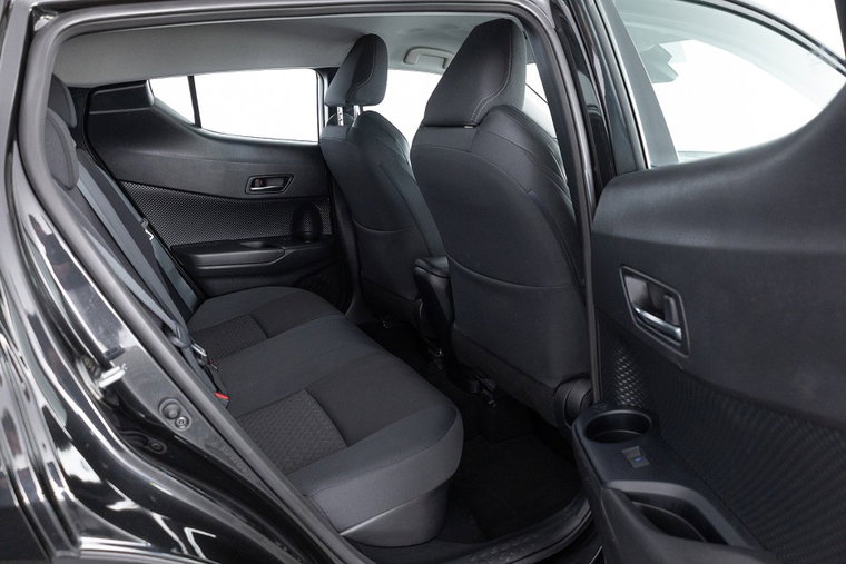 Vehicle Image 9