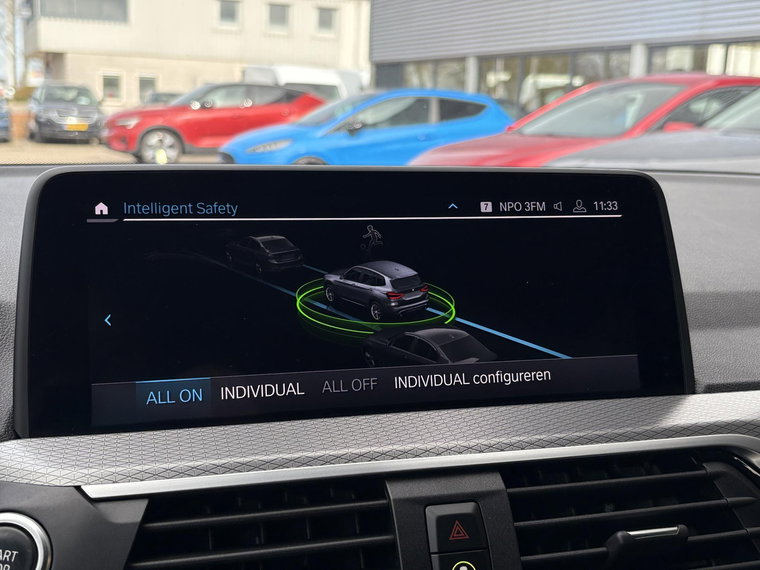 Vehicle Image 35