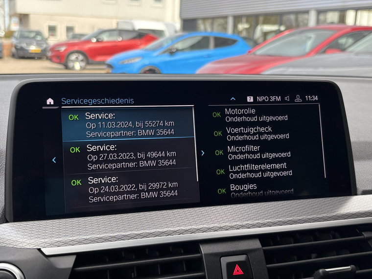 Vehicle Image 38