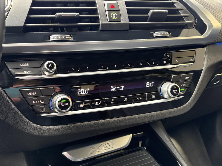 Vehicle Image 39