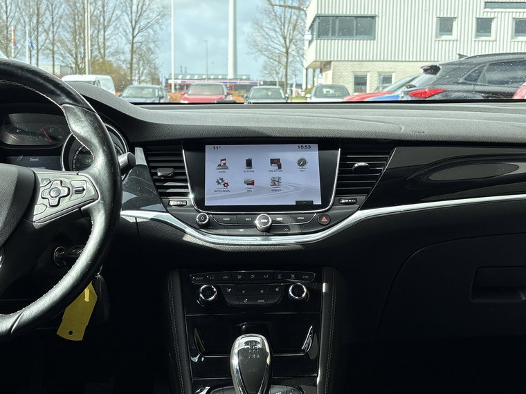 Vehicle Image 17
