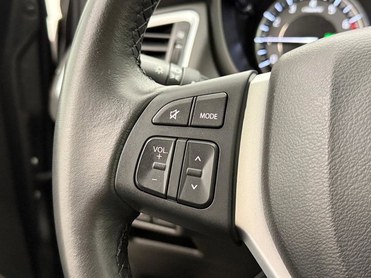 Vehicle Image 17