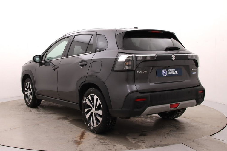Vehicle Image 8