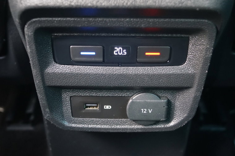 Vehicle Image 38