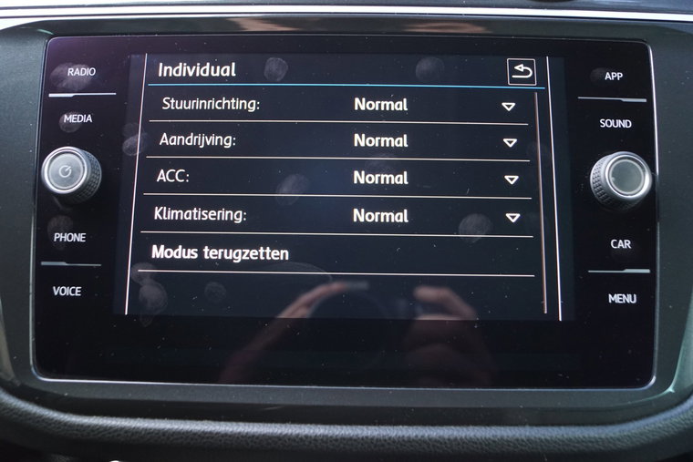 Vehicle Image 52