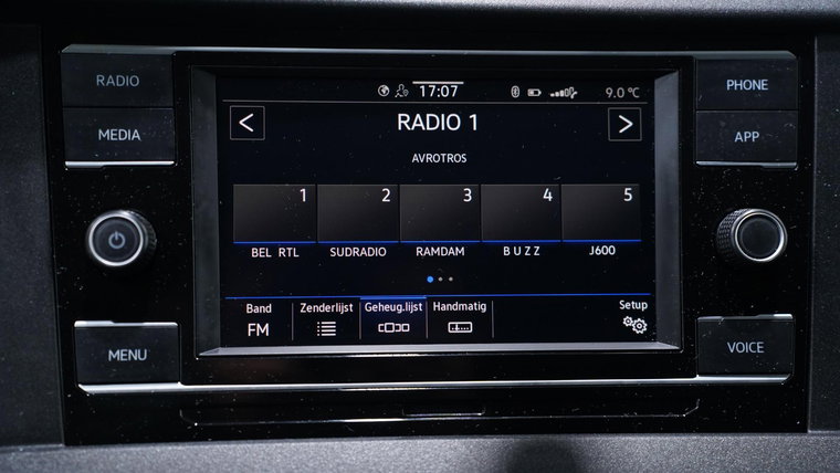Vehicle Image 23