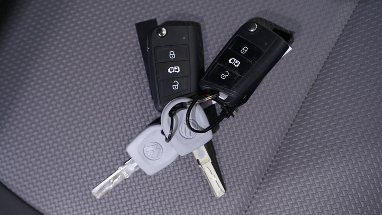 Vehicle Image 33