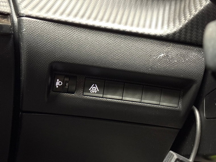 Vehicle Image 22