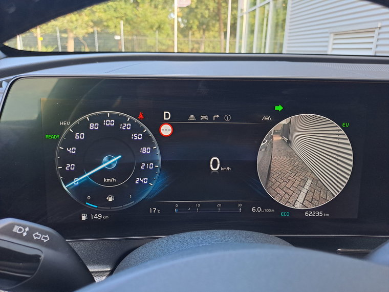 Vehicle Image 38