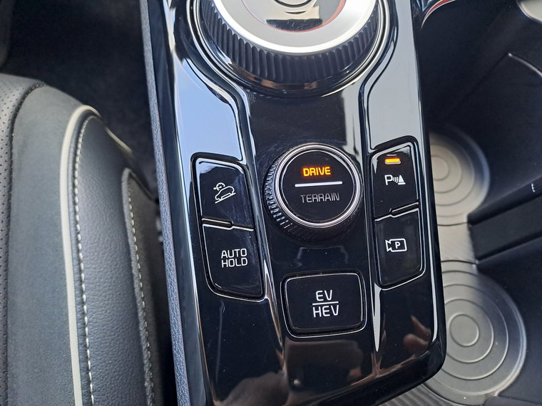 Vehicle Image 40