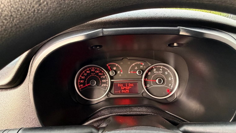 Vehicle Image 24