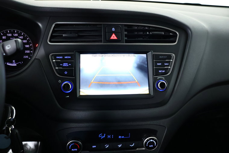 Vehicle Image 22