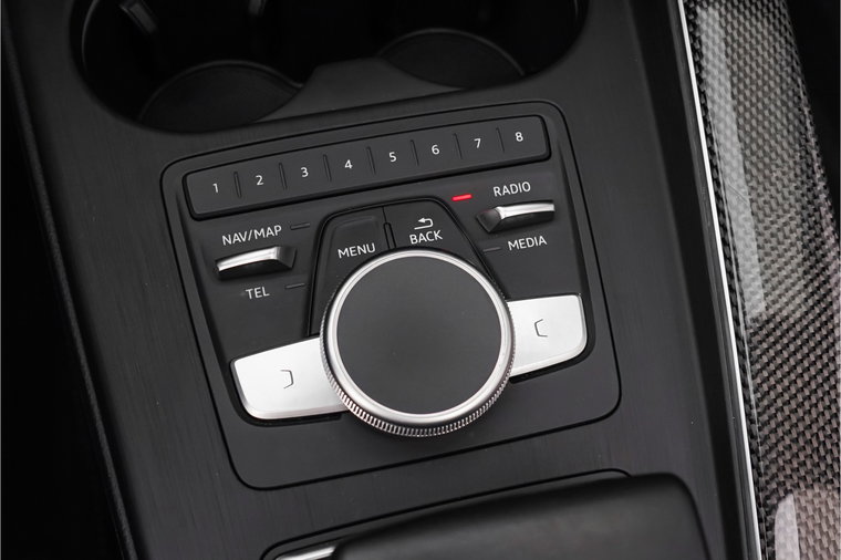 Vehicle Image 37