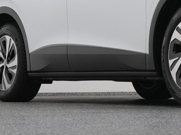 Vehicle Image 39