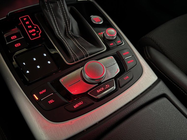 Vehicle Image 48
