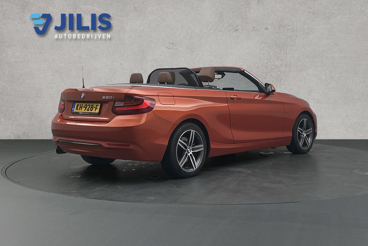 Vehicle Image 22