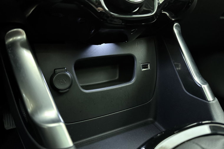 Vehicle Image 33