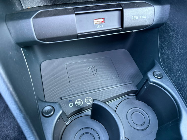 Vehicle Image 38
