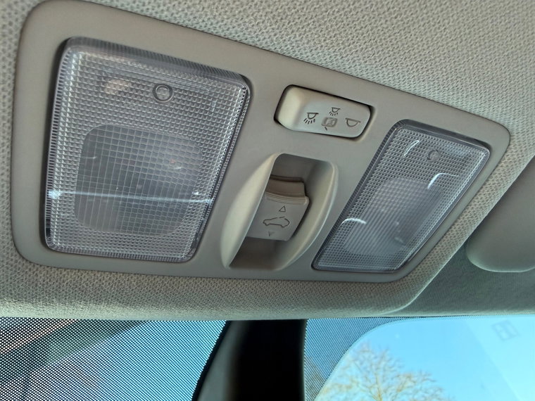 Vehicle Image 39