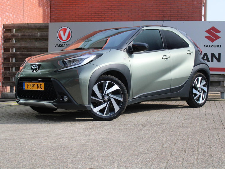 Vehicle Image 7