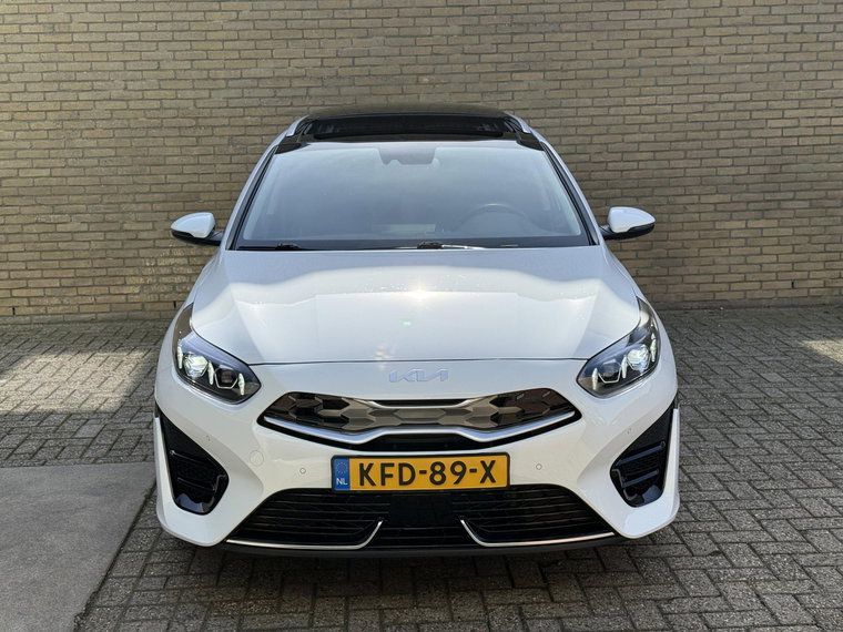 Vehicle Image 43