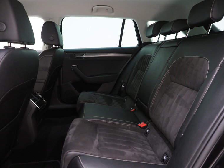 Vehicle Image 38