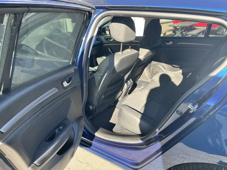 Vehicle Image 22