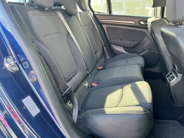 Vehicle Image 23