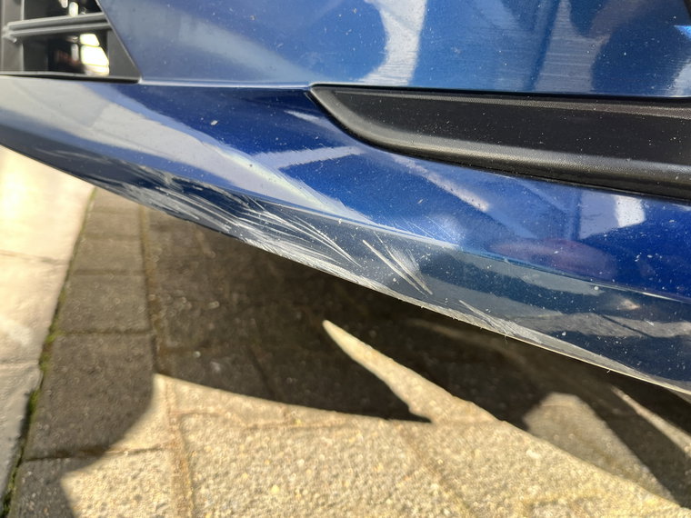 Vehicle Image 38