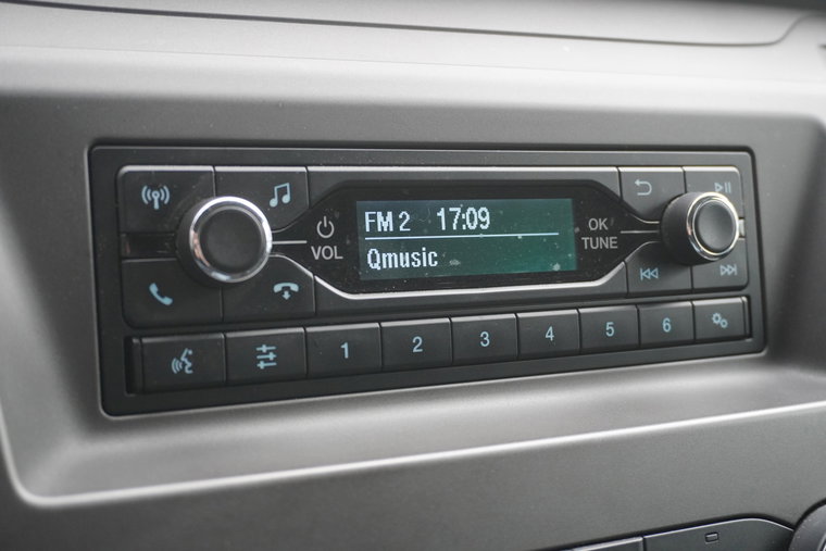 Vehicle Image 11